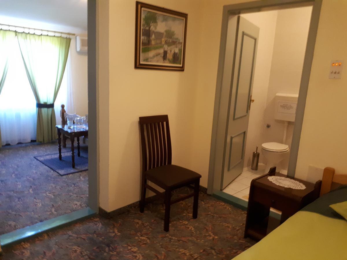 Business Club Selenca Bed & Breakfast Bac Bagian luar foto