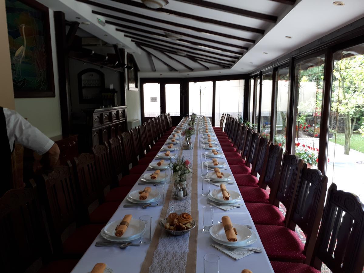 Business Club Selenca Bed & Breakfast Bac Bagian luar foto