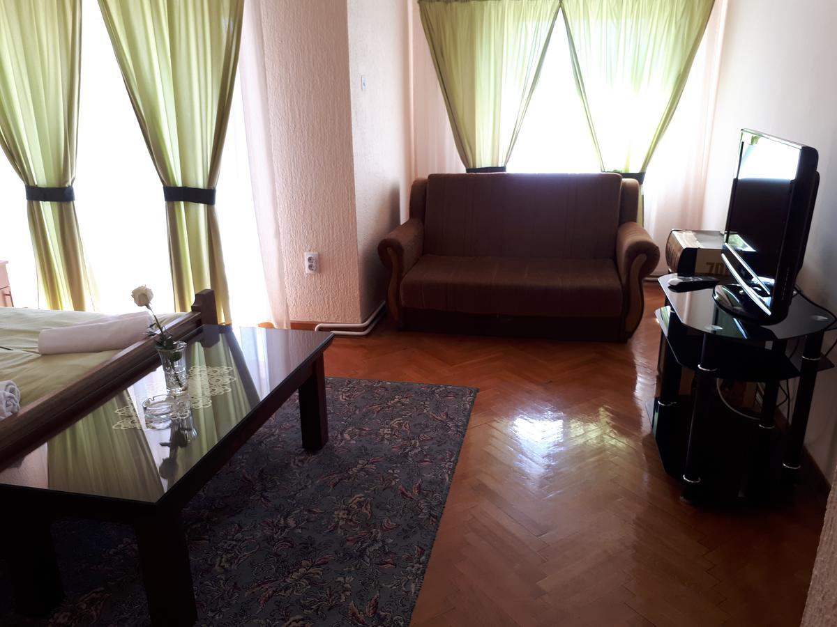 Business Club Selenca Bed & Breakfast Bac Bagian luar foto