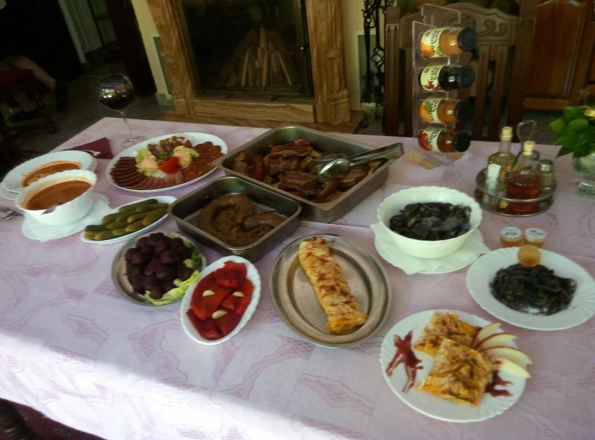 Business Club Selenca Bed & Breakfast Bac Bagian luar foto
