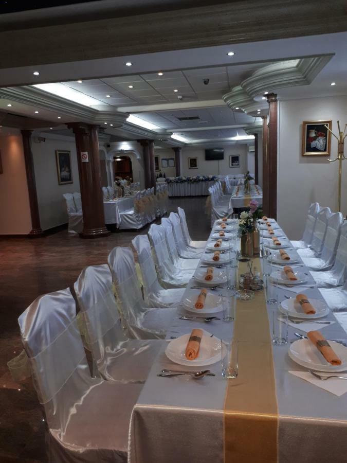 Business Club Selenca Bed & Breakfast Bac Bagian luar foto