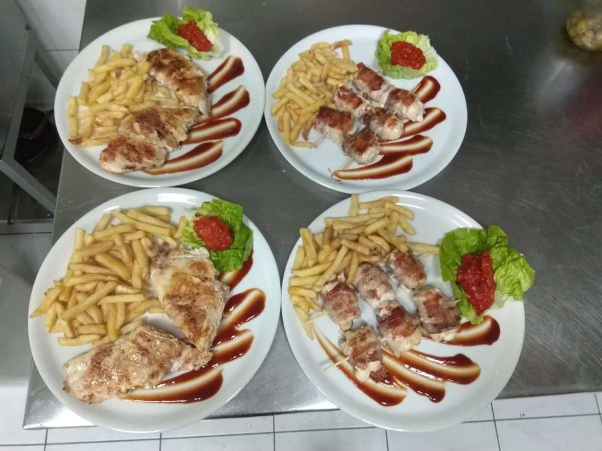 Business Club Selenca Bed & Breakfast Bac Bagian luar foto